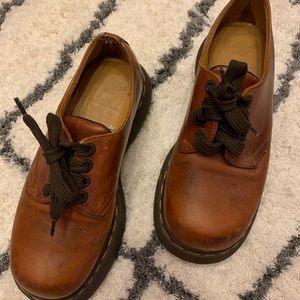 Dr. Martens Low Top Shoes, Air Wair